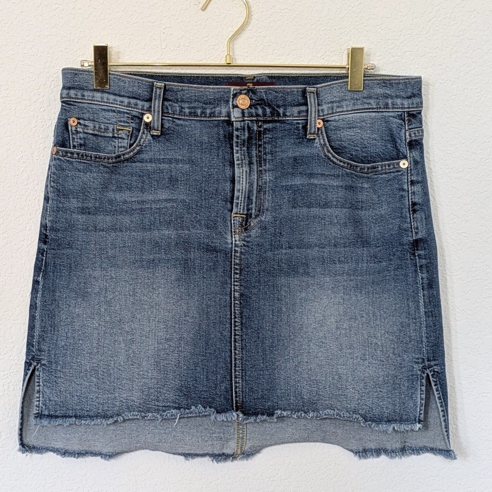 7 For All Mankind Denim Step Hem‎ Mini Skirt Size 30 Raw Hem Frayed Stretch Y2K